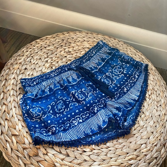 House of Harlow 1960 easy fringe shorts 🦋 - Picture 3 of 3